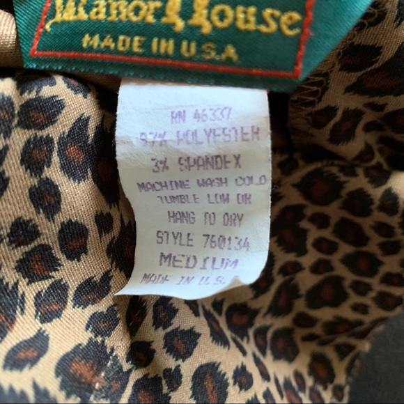 Vintage Manor House Sleeveless Animal Print Collar Button Up Blouse w/ Pockets - Picture 9 of 10